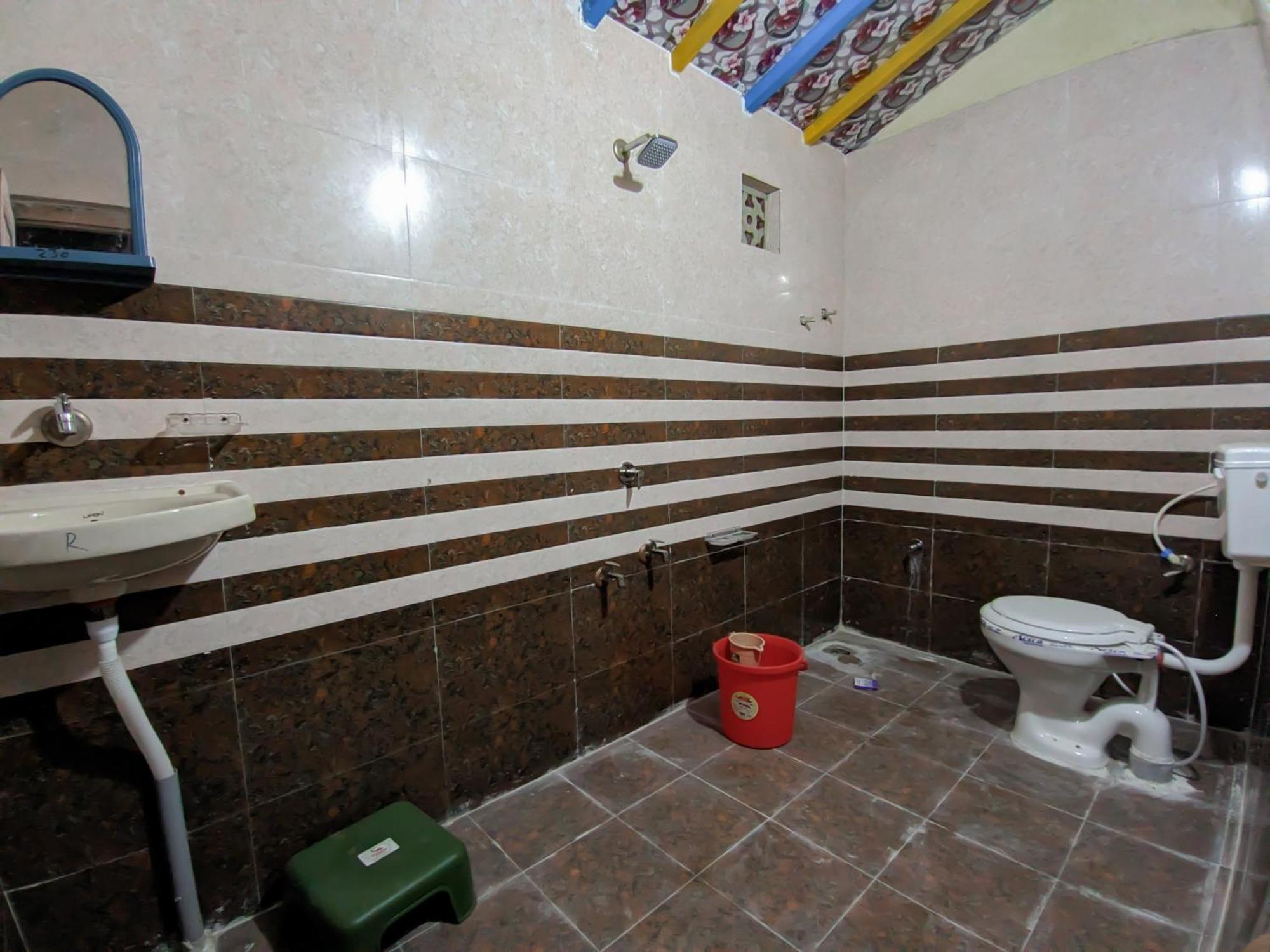 White Land Villagestay Dhordo Luaran gambar