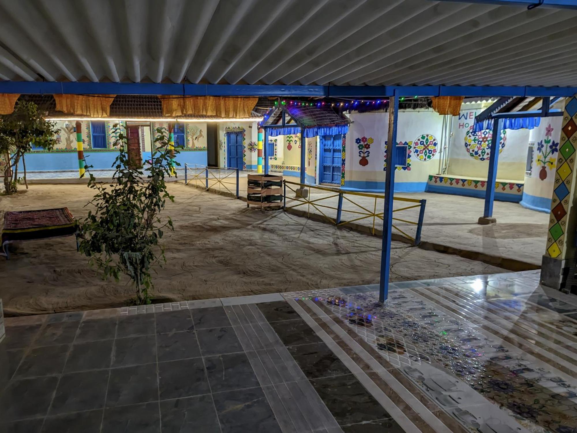 White Land Villagestay Dhordo Luaran gambar